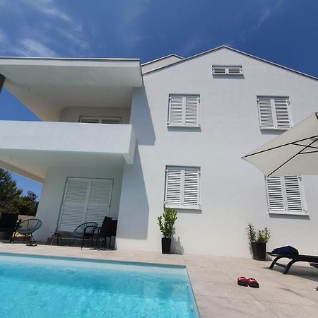 Haus Dalmatia With Heated Pool Leilighet Bibinje Eksteriør bilde
