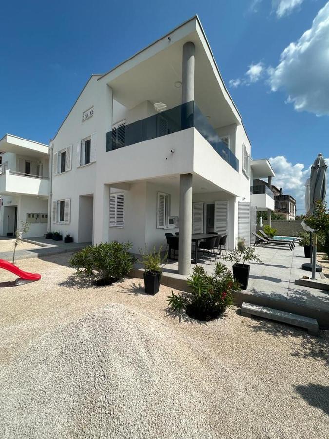 Haus Dalmatia With Heated Pool Leilighet Bibinje Eksteriør bilde