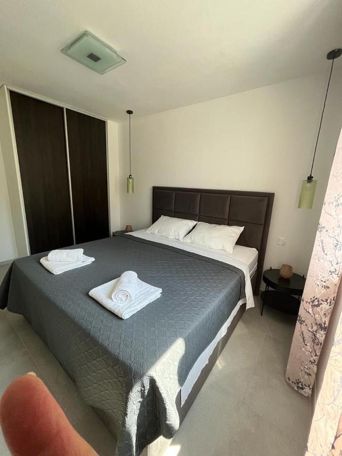 Haus Dalmatia With Heated Pool Leilighet Bibinje Eksteriør bilde