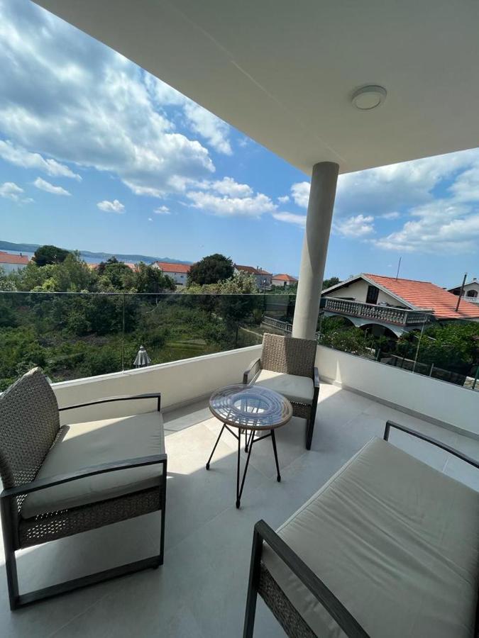 Haus Dalmatia With Heated Pool Leilighet Bibinje Eksteriør bilde