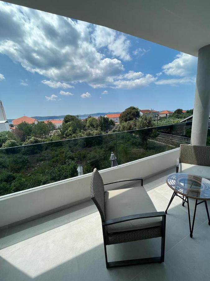 Haus Dalmatia With Heated Pool Leilighet Bibinje Eksteriør bilde